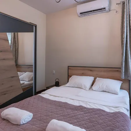 1 Bdr Next To National Palace Of Culture Appartement Sofia