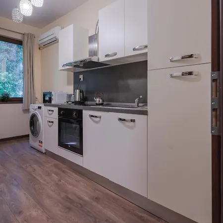 Apartment 1 Bdr Next To National Palace Of Culture *